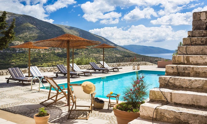 Makriotika Villa | Spacious Secluded Villa With Magnificent Views Near Village