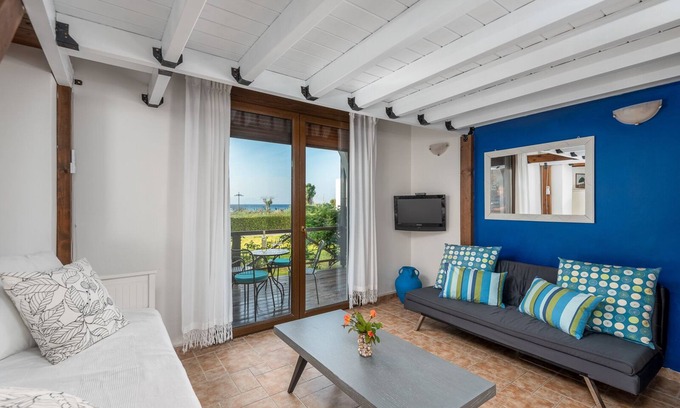 Ialyssos Apartment | Spacious sea view studio ATHENA for 2-3 persons in Rhodes - Ialysos