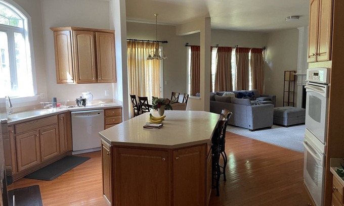Lansdowne House | Spacious single family home!