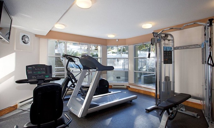 Upper Village Resort | Spacious ski in/ski out on Blackcomb Mountain!/Jan 19 - 26 .2020/