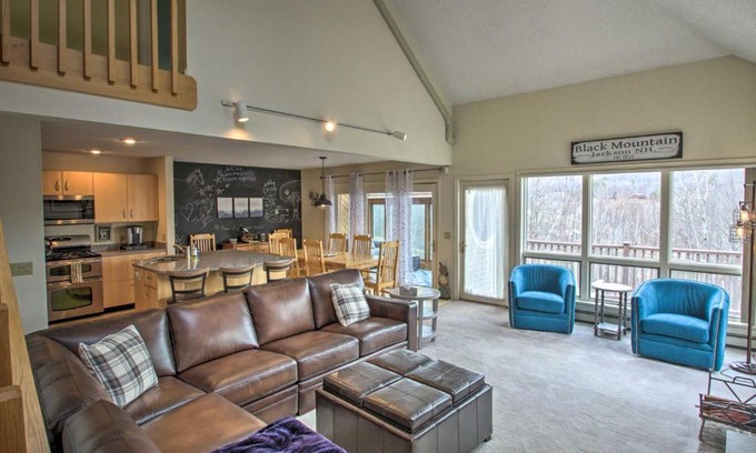 Jackson House | Spacious Ski-inandOut Black Mountain Home with Deck!
