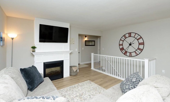Fargo House | Spacious South Fargo Home: Room for Everyone!