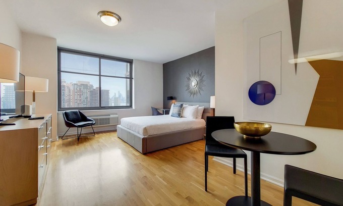 Downtown Jersey City Apartment | Spacious Studio in Jersey City with Amenities