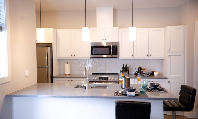 Kamloops Apartment | Spacious Studio Suite with Mountain Views