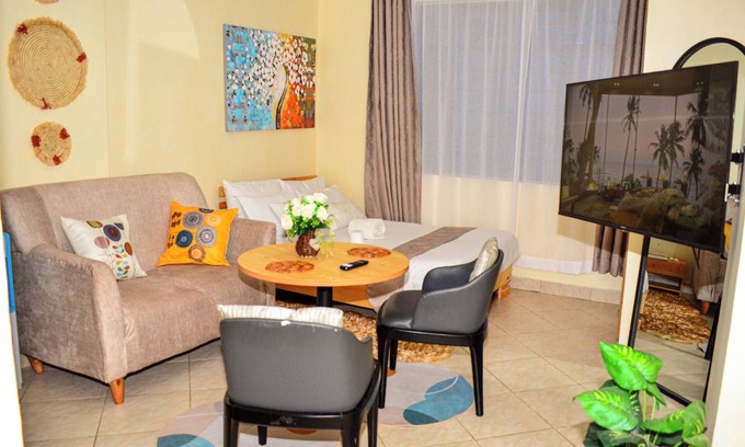 Ruiru House | Spacious studio unit in Ruiru: peaceful & secure with free parking & fast wifi