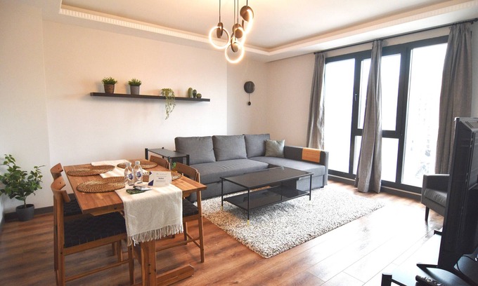 Kucukcekmece Apartment | spacious stylish 2bedr apart with amazing view