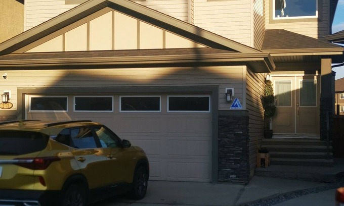 Northwest Edmonton House | Spacious stylish family-friendly two bedroom basement suite for your comfort