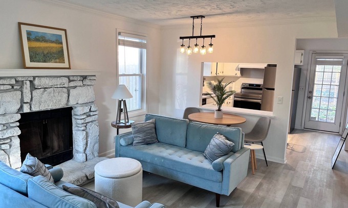 Donelson House | Spacious, Stylish, Serene, Easy Access to Downtown