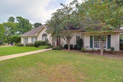 Ridgeland House | Spacious Suburban Home with Pool Access in Ridgeland