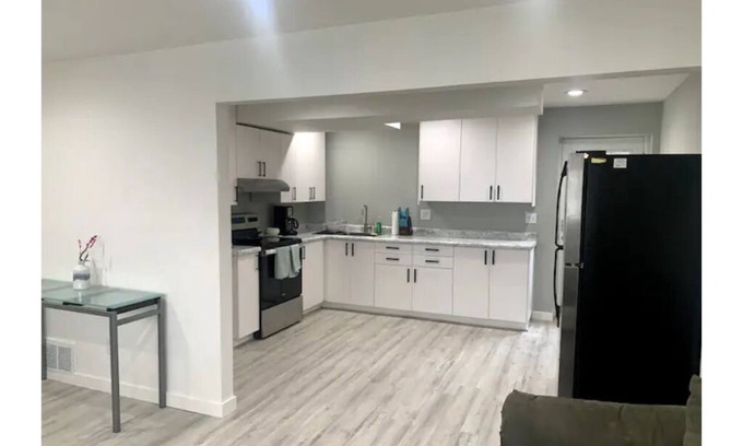 Taylorsville House | Spacious Suite, Quick Drive to Town & Mountain