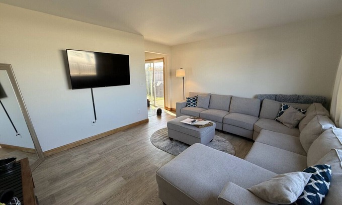 Negaunee House | Spacious Summer Getaway Ideal for Large Groups