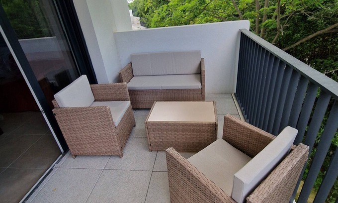 Croix-d'Argent Apartment | Spacious T3 new. elevator Balconies, basement parking, air conditioning, streetcar