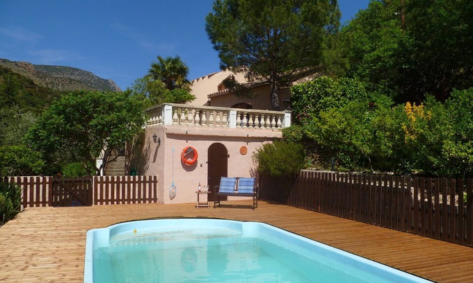 Serdinya Villa | Spacious Three Bedroom Mountain Villa with Pool