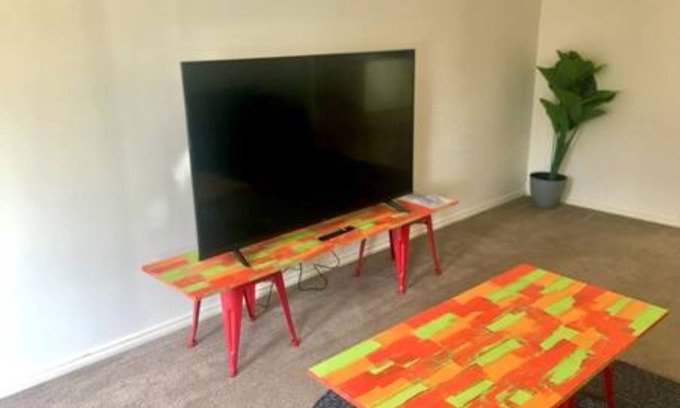 East Wagga Wagga Apartment | Spacious townhouse located in the CBD!