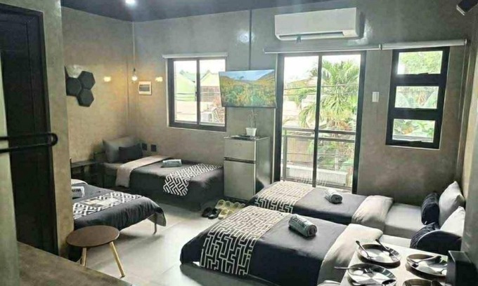 Lucena Apartment | Spacious Twinbeds room/Casakarina-Lucena City