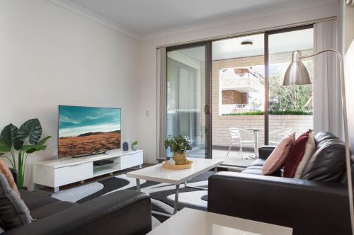 Westmead Apartment | Spacious Two-Bedroom Apartment near Hospital