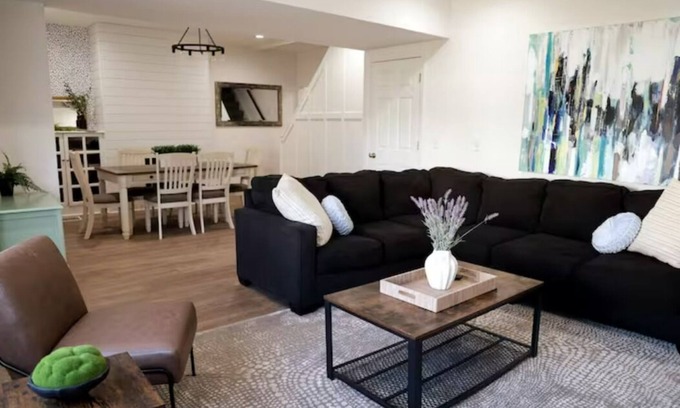 Downtown Columbus House | Spacious, Updated 4-bedroom Home near Short North Arts/Entertainment District