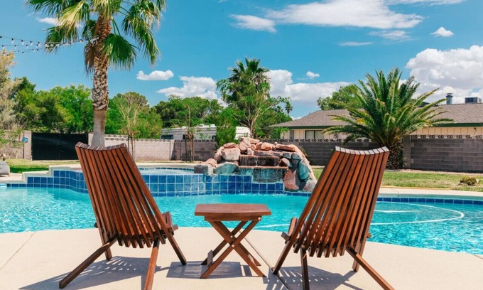 Spring Valley Villa | Spacious Vegas Villa Luxury w/pool, games, courts - 15 min to LV Strip