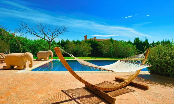 Bonmont Terres Noves Villa | Spacious villa in urbanization near the sea