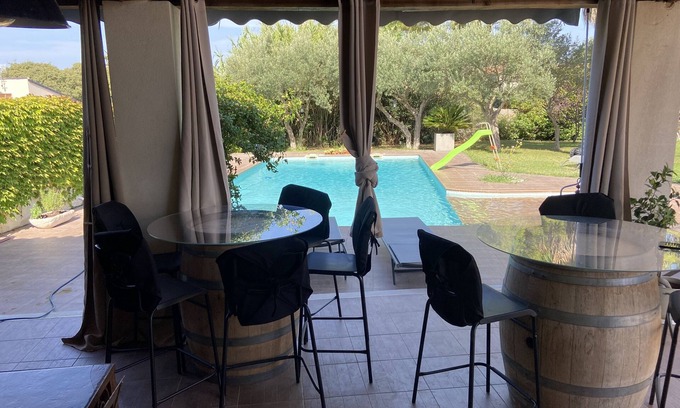 Aigues-Vives Villa | SPACIOUS VILLA - AIR CONDITIONING - SECURE FENCED POOL - 4 BEDROOMS - 3 SHOWER ROOMS
