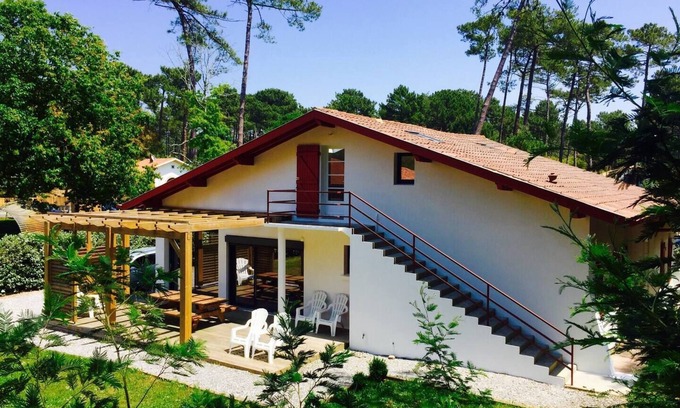 Soorts-Hossegor Villa | Spacious Villa in Hossegor with Private Pool – Perfect for Unforgettable Family Holidays
