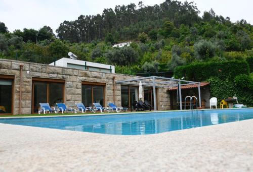 Canicada Villa | "Spacious villa in Caniçada with year-round private pool"