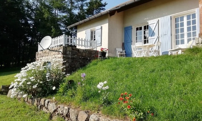 Sainte-Eulalie Villa | Spacious villa with large plot and superb view