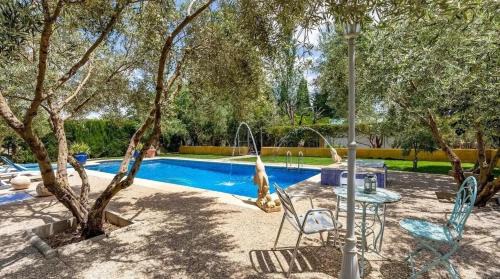 Baza Villa | Spacious villa with mountain view and pool in Baza