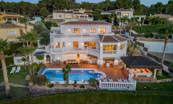 Tarraula Villa | Spacious villa with stunning panoramic views - heated pool