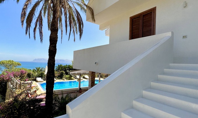 Scopello Villa | Spacious villa with swimming pool