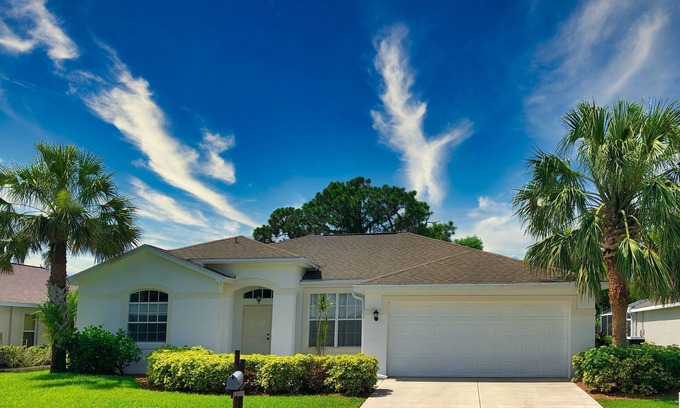 Beachwalk Isles House | Spacious villa with 4 bedrooms, 3 bathrooms and a fantastic pool area