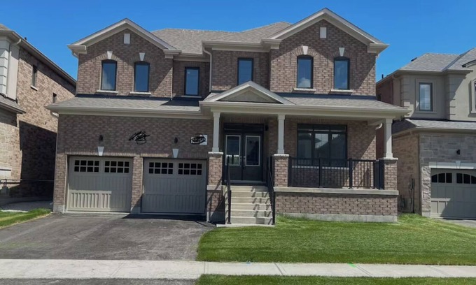 Stayner House | Spacious Waterfront Retreat near Blue Mountain & Wasaga Beach - All-Season Fun!
