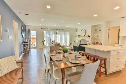 Atlantic City House | Spacious Waterfront Atlantic City Living with Rec Room