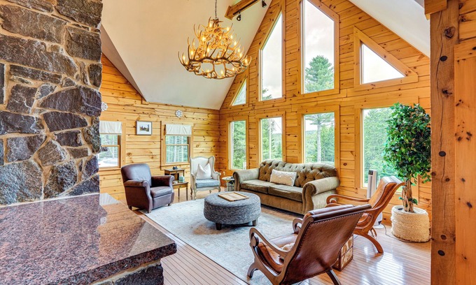 Wilmington Cabin | Spacious Wilmington Cabin: Walk to Lake