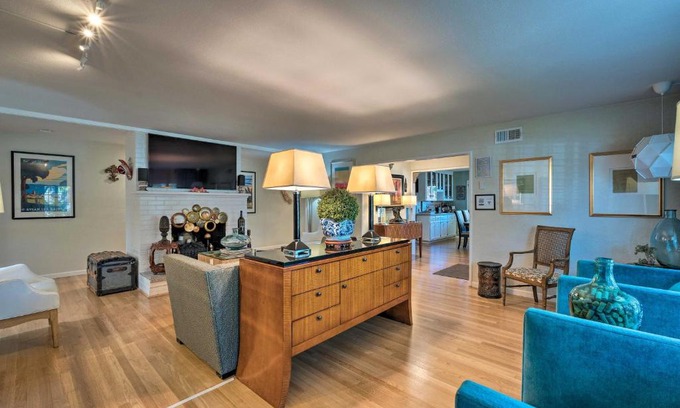 Lodi House | Spacious Wine Country Home 1 Mi to Downtown Lodi!