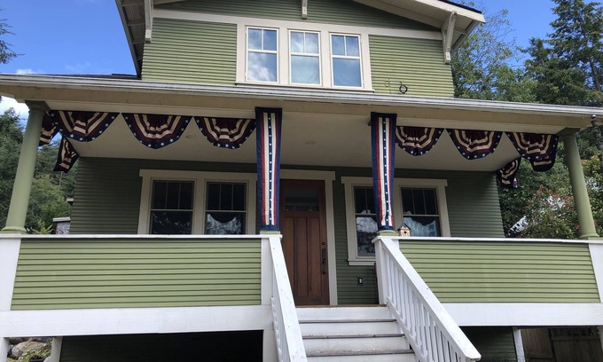 Eastsound House | Spacious with all the comforts of home