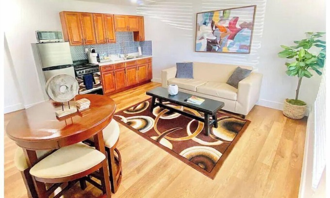 Wilton Manors House | Spacious XL 1BR 1BA w/pool access; near beach