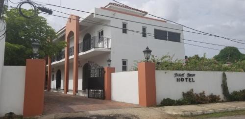 Eastwood Park Hotel | Spanish Dream Hotel