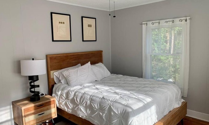 Spanish Town Historic District Apartment | Spanish Town/Downtown Apartment