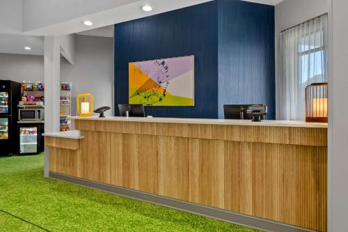 Daleville Hotel | Spark by Hilton Daleville Roanoke North