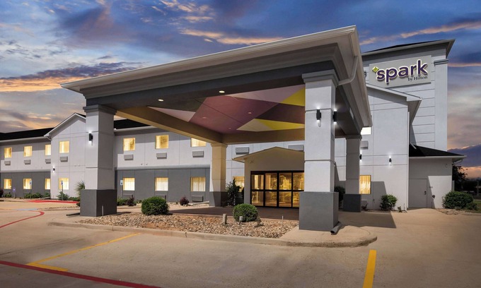 Mansfield Hotel | Spark by Hilton Mansfield