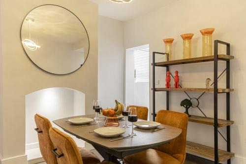 Coalville House | Sparkenhoe House