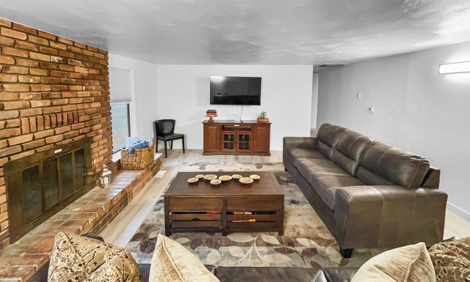 Grand Junction House | Sparn Mountain Hideaway Centrally Located Pet Friendly