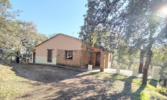 Jabugo Cottage | Speacial Holiday Cottage for families and friends, surrounded by a Natural Park.