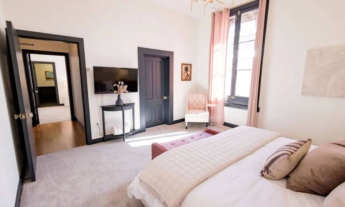 Nevada City Hotel | Speakeasy Double Room (Rm 5)
