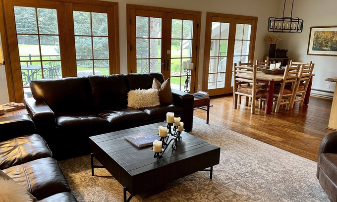 Eagle-Vail House | SPECIAL! AVAILABLE JULY 28- AUG 11! On Golf Course. Views! Huge Deck! Concerts!