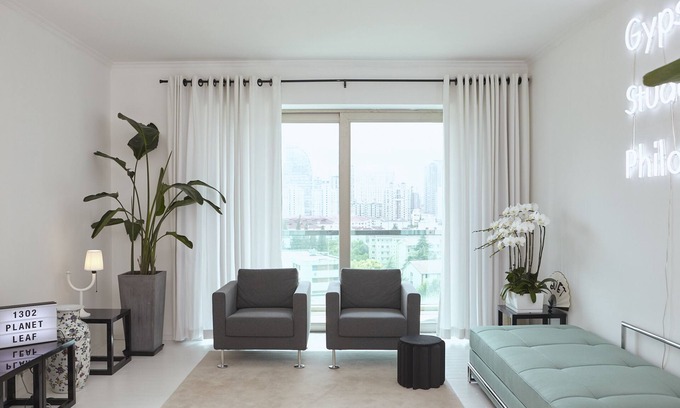 Xuhui Apartment | Special! Duplex Luxury Spacious Sunny APT. 1Bed,1 Study,2 Bath Private Terrace