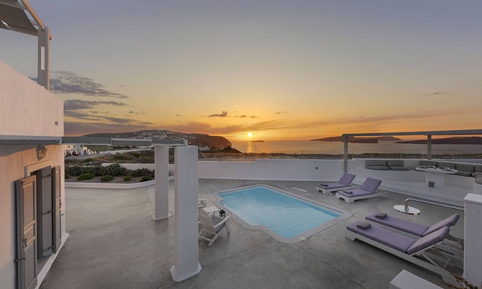 Akrotiri Villa | Special offer Stunning family-friendly Hemera Holiday Home villa on Santorini