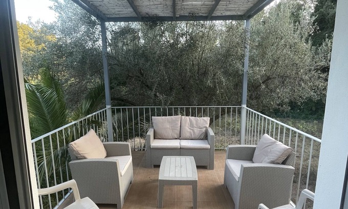 Skala Villa | SPECIAL RATES last remaining weeks. : 3 bed Villa, 3 mins from town and beach.