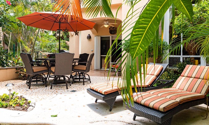 Playacar Fase I House | Special Sept. Rate!n Cozy 3 house, close to the beach, w/private pool and BBQ